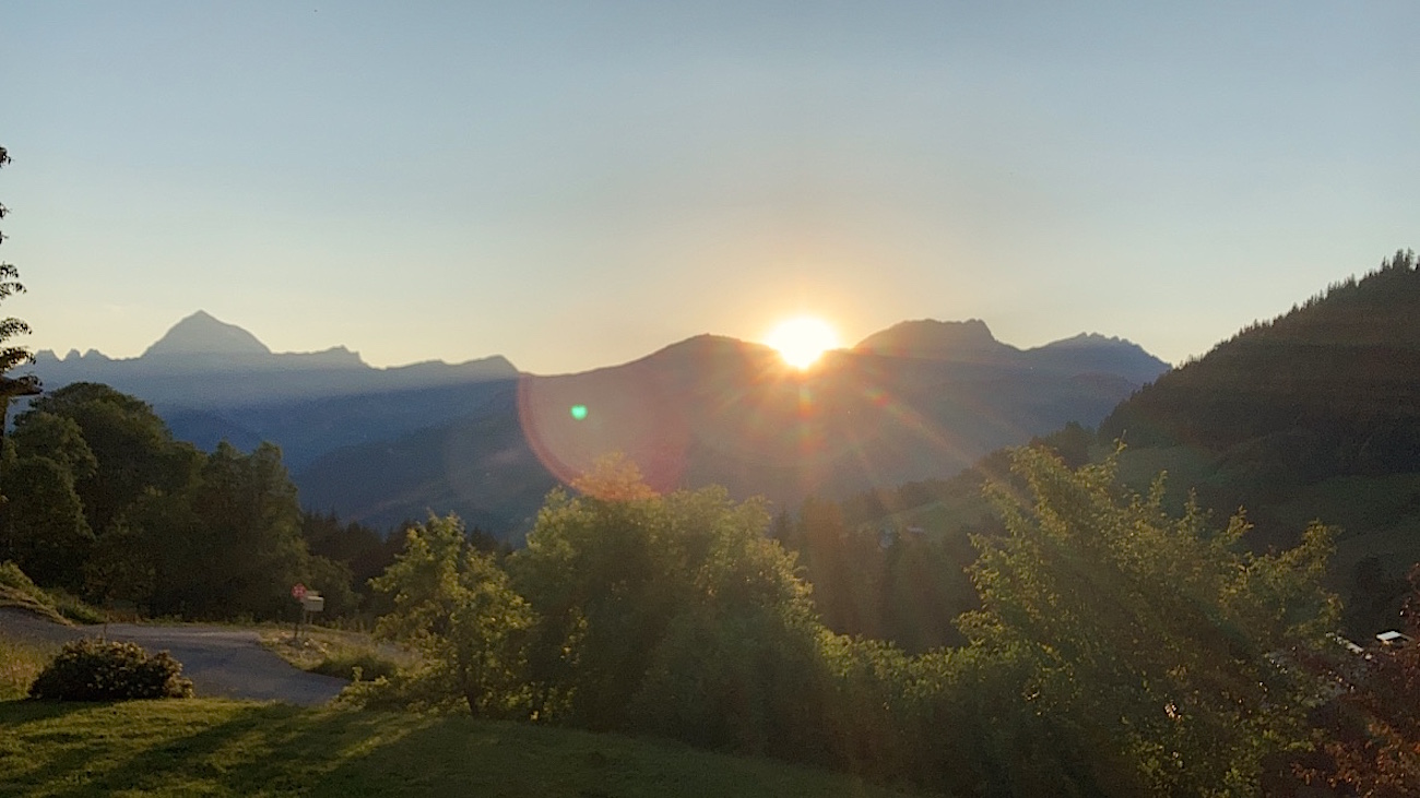 Coucher de soleil en été
